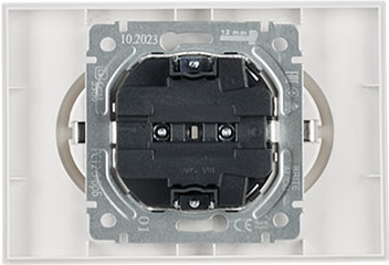 розетка 2-местная IEK РС12-3-БрБ Brite - вид с тыльной стороны