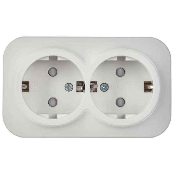 купить Глори белый розетка открытая 2-мест заземление шторки IP20  в Чебоксарах Глори белый розетка открытая 2-мест заземление шторки IP20